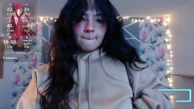 Snapshot of Asaray_T chatting on 11.10.25 Asaray T online show from 11.10.25