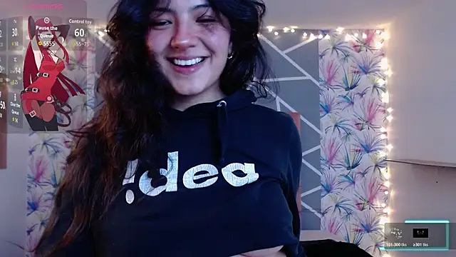 Snapshot of Asaray_T chatting on 11.13.25 Asaray T online show from 11.13.25