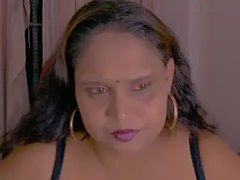 Snapshot of clover_cams1874 chatting on 03.18.25 clover cams1874 online show from 03.18.25