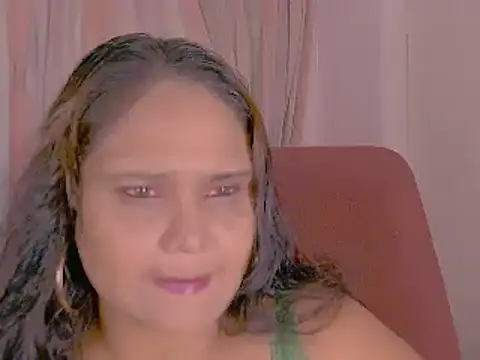 Snapshot of clover_cams1874 chatting on 03.21.25 clover cams1874 online show from 03.21.25