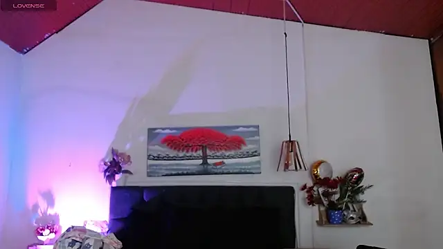 Rose Thompson1 online show from 10.12.25