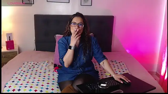 Snapshot of Rose_Thompson1 chatting on 02.28.26 Rose Thompson1 online show from 02.28.26