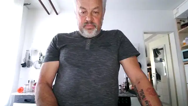 Berg Boy online show from 09.21.25