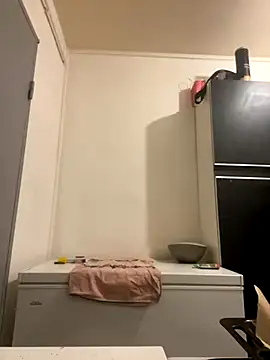 Hugo34bg online show from 10.28.25