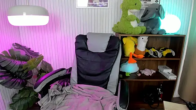 Miyuki wolf online show from 10.16.25