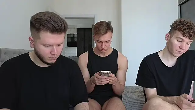 Snapshot of boys_sobolisha chatting on 05.18.26 boys sobolisha online show from 05.18.26
