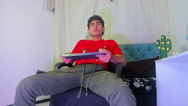 LucasCarterr  online show from 03.11.25