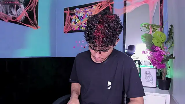 LucasCarterr  online show from 10.28.25