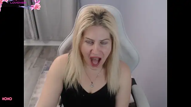 BellaStar84 online show from 10.10.25