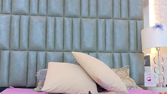Snapshot of CamilaJohnston chatting on 05.19.26 CamilaJohnston online show from 05.19.26