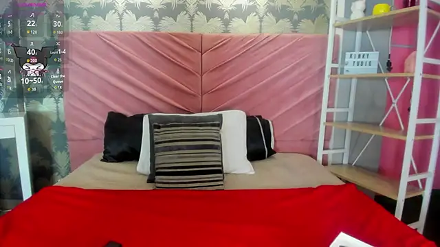 Snapshot of Karin_Ks chatting on 10.15.25 Karin Ks online show from 10.15.25