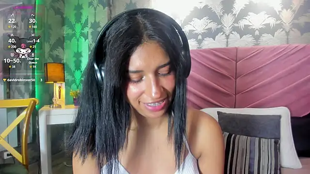 Snapshot of Karin_Ks chatting on 10.21.25 Karin Ks online show from 10.21.25