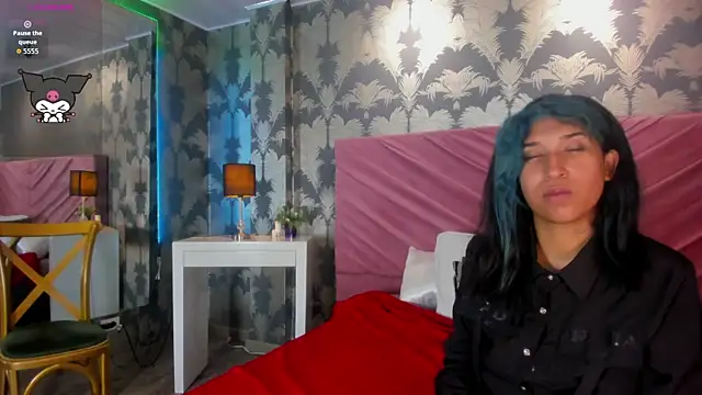 Snapshot of Karin_Ks chatting on 11.01.25 Karin Ks online show from 11.01.25