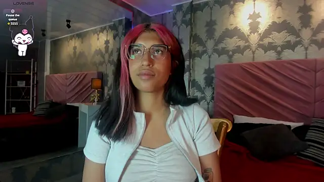 Snapshot of Karin_Ks chatting on 01.06.26 Karin Ks online show from 01.06.26