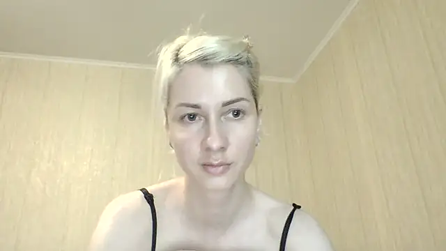 Snapshot of _Black-Panther_ chatting on 06.28.26 Black-Panther online show from 06.28.26