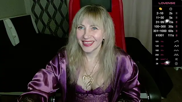 Snapshot of ganet469 chatting on 11.23.25 ganet469 online show from 11.23.25