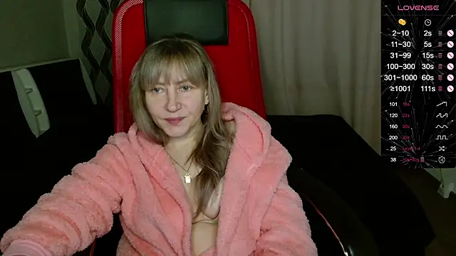 Snapshot of ganet469 chatting on 12.18.25 ganet469 online show from 12.18.25