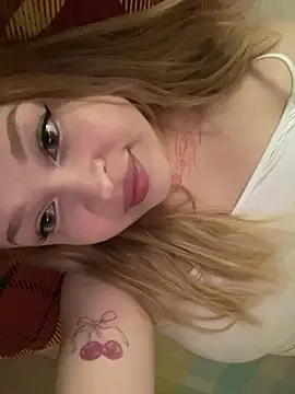 Snapshot of IMHORNYWET chatting on 05.08.26 IMHORNYWET online show from 05.08.26
