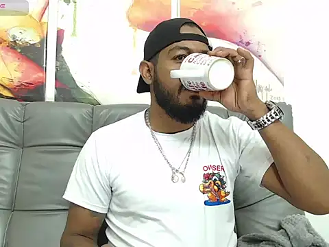 BladeFoxxx1 online show from 10.22.25