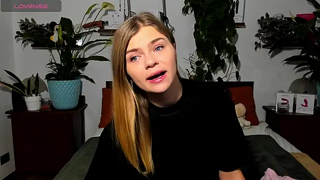 HaleyReedme online show from 11.26.25