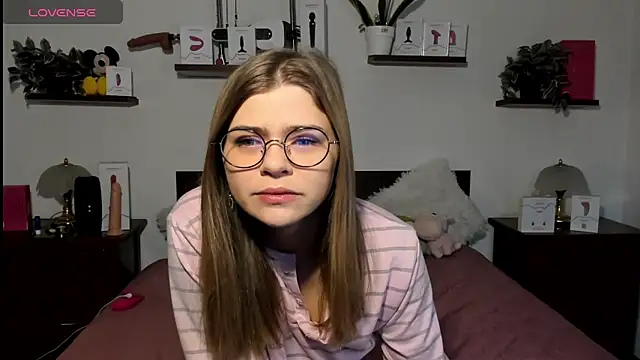 HaleyReedme online show from 02.02.26