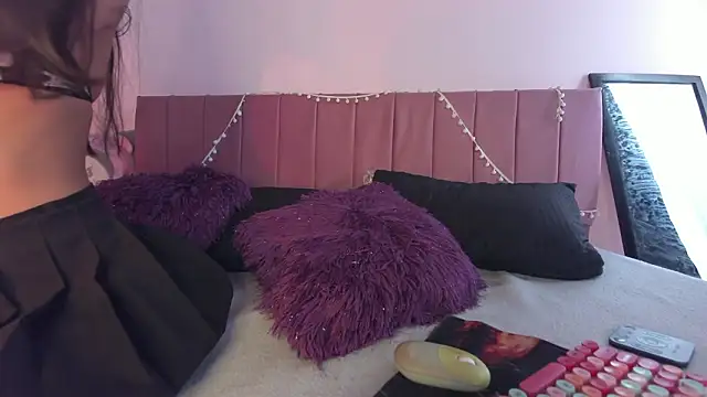 kitty-kryss online show from 03.19.26