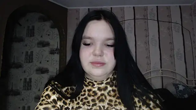 Snapshot of Victoriakot chatting on 03.17.25 Victoriakot online show from 03.17.25