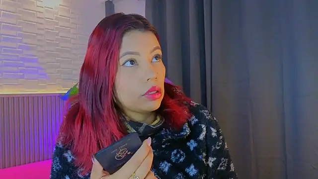 TiffanyWalk online show from 09.27.25