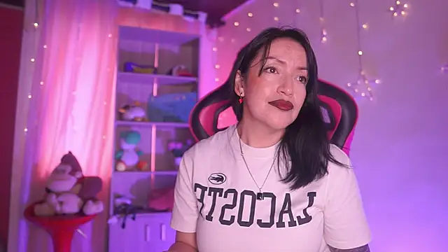 Madison Mayer online show from 04.21.26