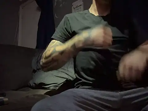 Stillhard8925 online show from 10.03.25