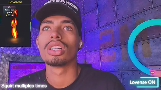 Snapshot of LiamByrne chatting on 12.15.25 LiamByrne online show from 12.15.25