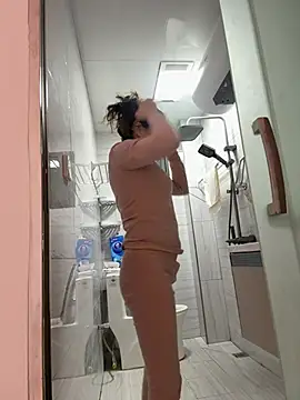 Snapshot of aa520uv chatting on 02.10.26 aa520uv online show from 02.10.26