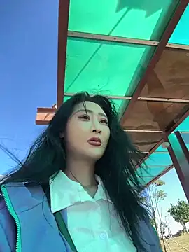 linger-23 online show from 11.07.25