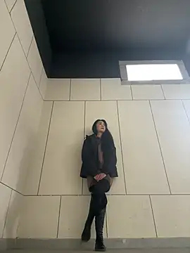 linger-23 online show from 03.16.26