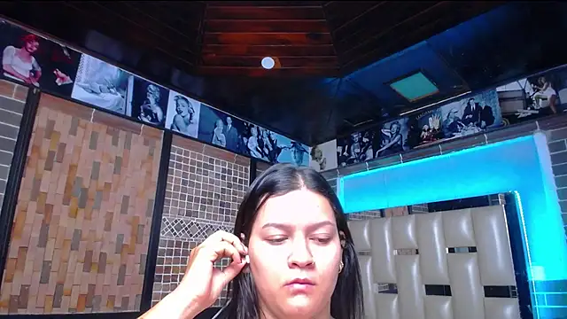 Snapshot of kriss_sweetboobs10 chatting on 10.02.25 kriss sweetboobs10 online show from 10.02.25