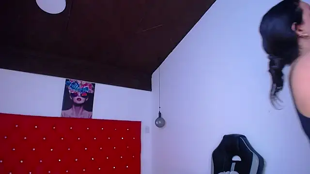 kriss sweetboobs10 online show from 05.13.26