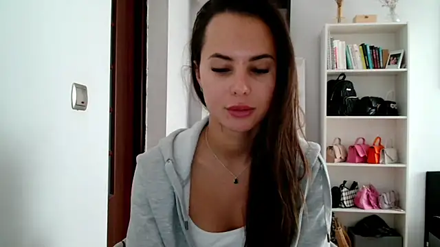 MayaJoy24 online show from 09.26.25