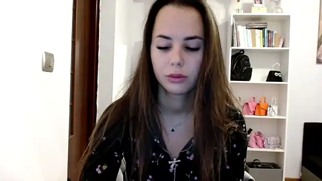 MayaJoy24 online show from 10.12.25