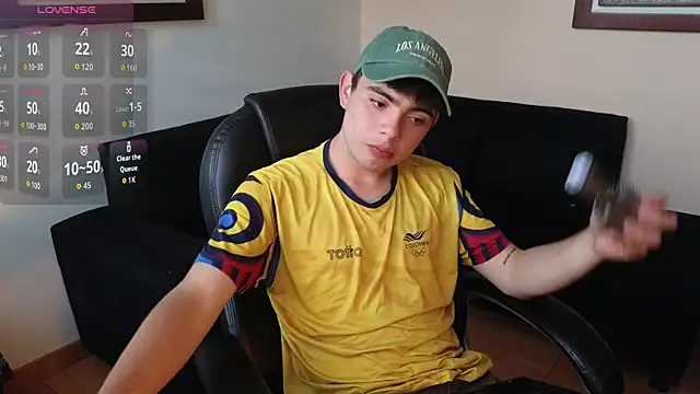 Snapshot of lukeboyce33 chatting on 02.24.26 lukeboyce33 online show from 02.24.26