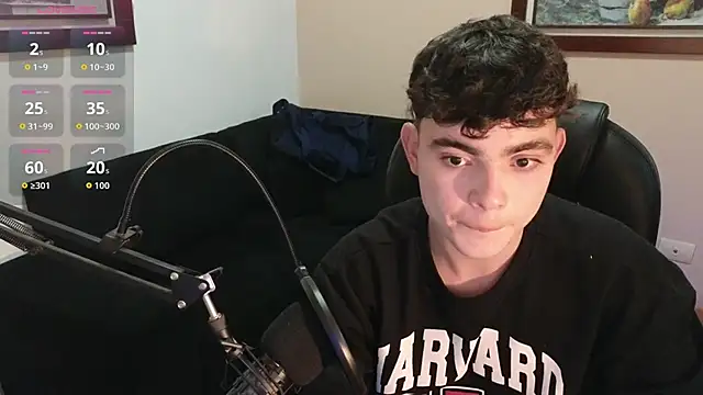 Snapshot of lukeboyce33 chatting on 03.02.26 lukeboyce33 online show from 03.02.26