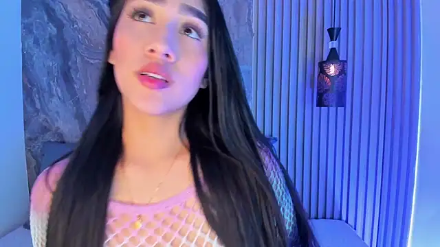 MiaScott5 online show from 09.12.25