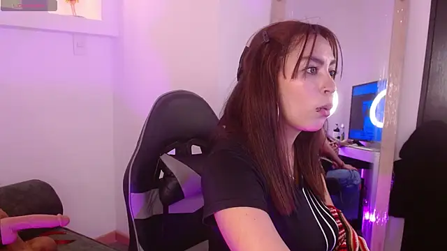 dayancarolina  online show from 09.16.25