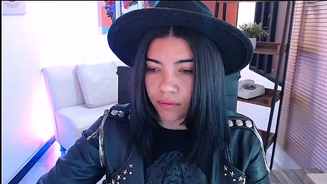 Snapshot of dangel_noir6 chatting on 11.28.25 dangel noir6 online show from 11.28.25