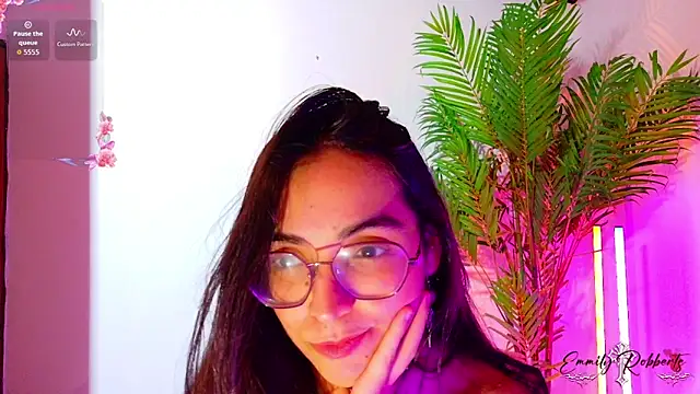 Emmi Roberts online show from 02.04.26