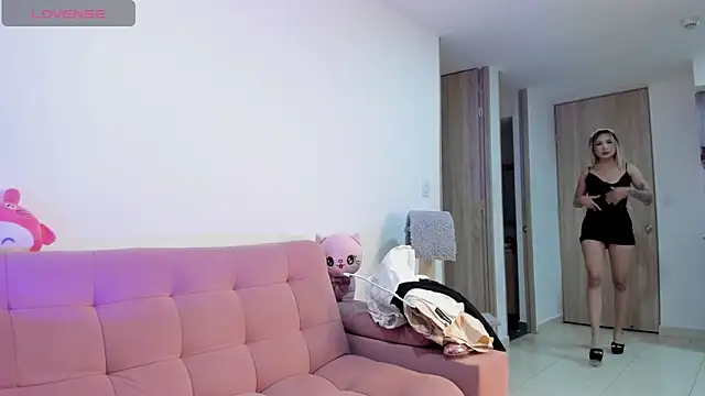 Snapshot of princesssammy2 chatting on 02.17.26 princesssammy2 online show from 02.17.26