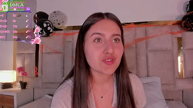 Hanna Evans   online show from 10.31.25