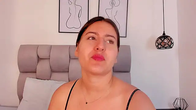 Hanna Evans   online show from 11.14.25