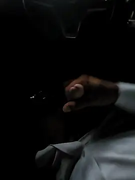 Snapshot of ikeike-kun chatting on 10.14.25 ikeike-kun online show from 10.14.25