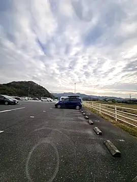 Snapshot of ikeike-kun chatting on 11.27.25 ikeike-kun online show from 11.27.25