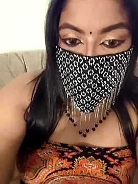 Snapshot of Tamil_hot_whiskey_girl chatting on 04.11.26 Tamil hot whiskey girl online show from 04.11.26